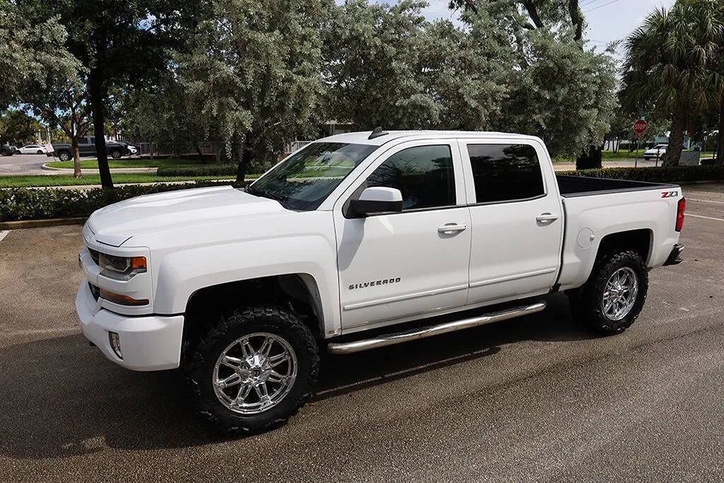 chevrolet silverado 1500 2018 3GCUKRECXJG265928 image chevrolet silverado 1500 2018 3GCUKRECXJG265928 image